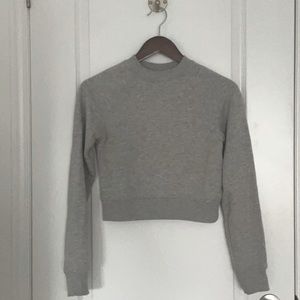 H&M cropped grey sweatshirt